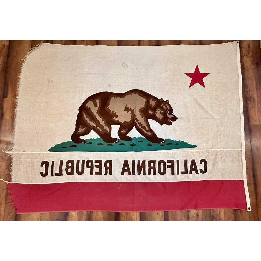 Vintage California Republic Flag Large Cream Red Fair Distressed‎ Cotton